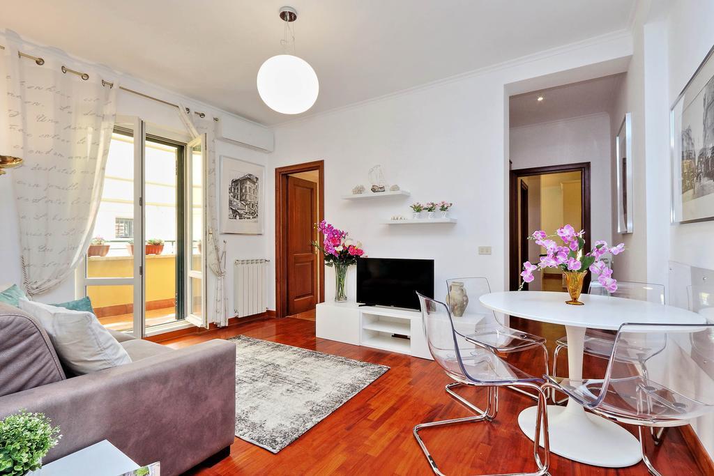 רומא Mecenate Charme Apartment מראה חיצוני תמונה
