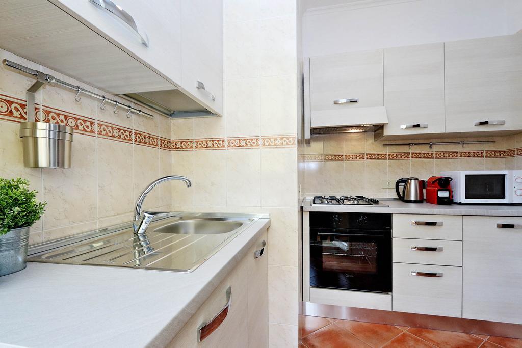 רומא Mecenate Charme Apartment מראה חיצוני תמונה